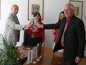 Podpis pogodbe 26052010_3